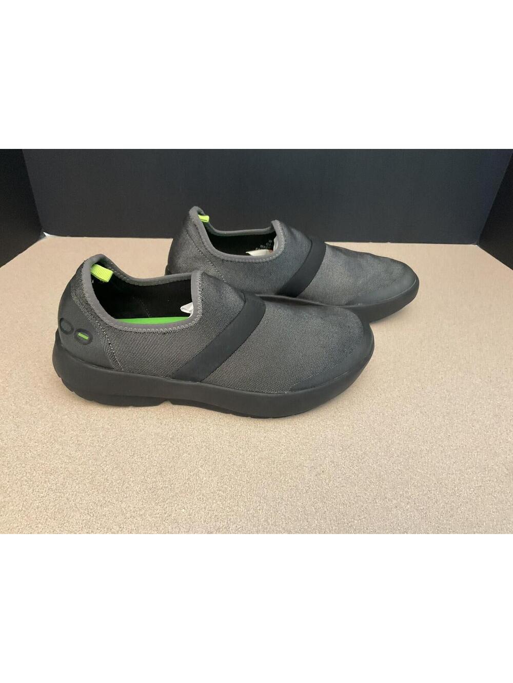 Womens OOFOS FIBRE OOmg Black/Gray Slip-On Recovery Shoes. Size 9. Nice Shoes!